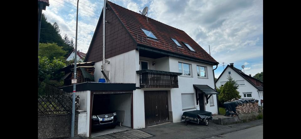 Einfamilienhaus Albstadt Gemarkung Onstmettingen - 5 Zimmer, 135 m&sup2;, 255.000&euro; | Angebot:26757146
