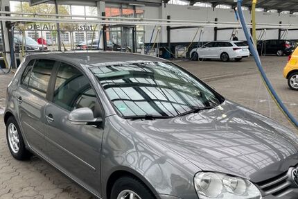 VW Golf 185.000 km 2.950 &euro; Kassel 34117