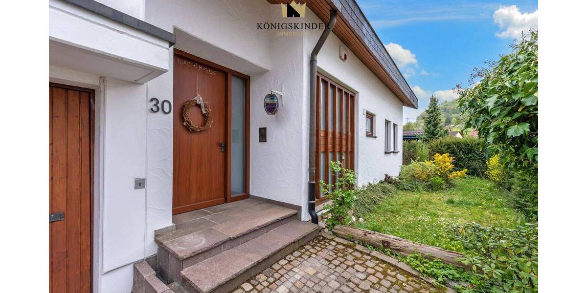 Einfamilienhaus Geislingen an der Steige Geislingen - 6 Zimmer, 259 m&sup2;, 749.000&euro; | Angebot:26343845
