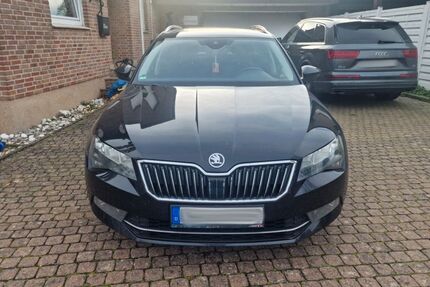 Skoda Superb 350.000 km 9.900 &euro; Meschede 59872