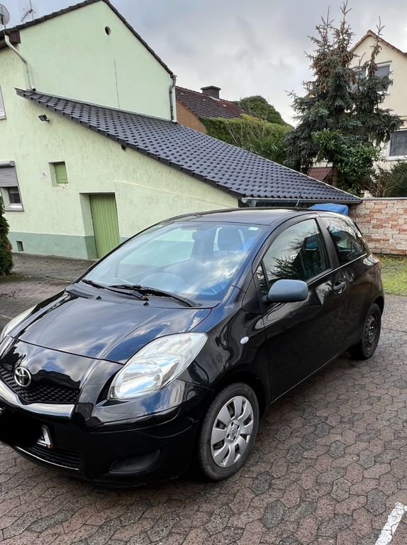 Yaris