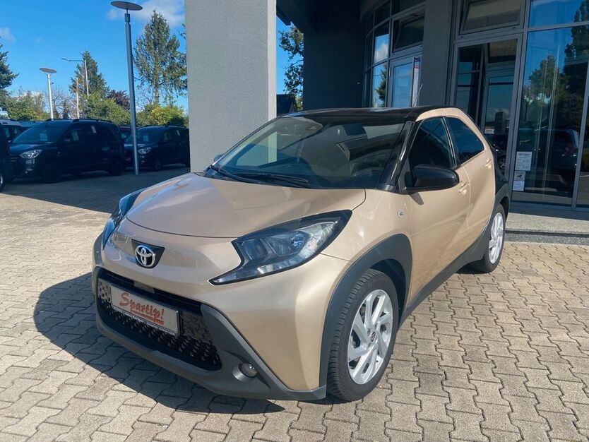 Toyota Aygo (X) 94.050 km 11.899 € Königsbrunn / Augsburg 86343