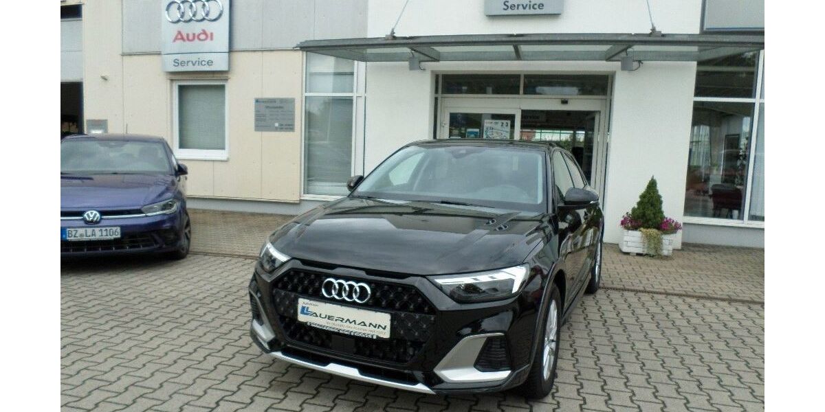 Audi A1 16.800 km 25.900 &euro; Sohland 02689