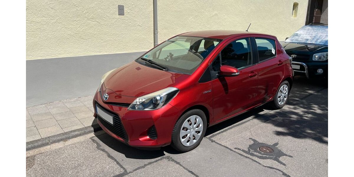 Toyota Yaris 57.900 km 8.600 &euro; Bruchsal 76646