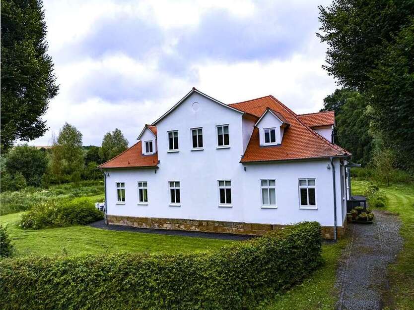 Haus zum Kaufen in Fritzlar 750.000 € 380 m²