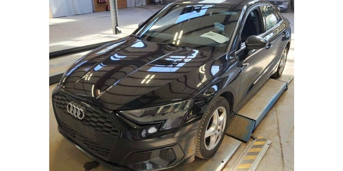 Audi A3 174.000 km 17.450 &euro; Goslar 38644