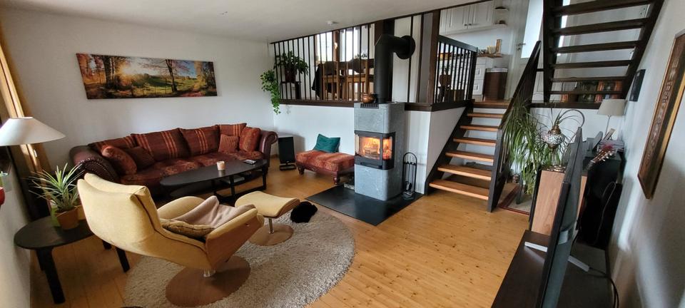 Doppelhaushälfte Bad Liebenzell - 4.5 Zimmer, 94 m&sup2;, 375.000&euro; | Angebot:26897394