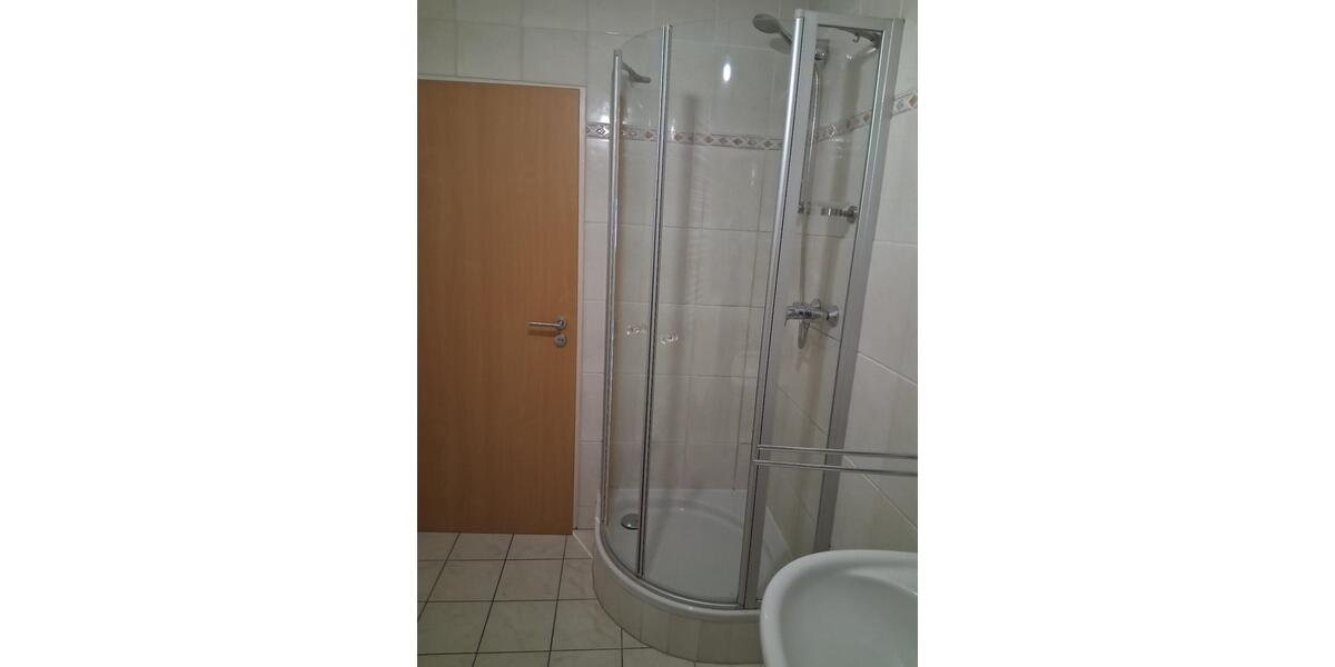 Etagenwohnung Gummersbach Hepel - 3 Zimmer, 80 m&sup2;, 155.000&euro; | Angebot:26167323