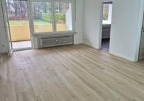 #VERFÜGBAR: Renovierte 4-Zimmer-Whg. mit Balkon & Kfz-Stellplatz