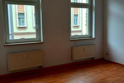 Helle, familienfreundliche 4-Raum-Wohnung im 1. Obergeschoss 4 zimmer