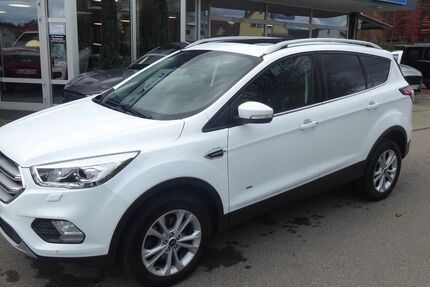Ford Kuga 118.000 km 16.900 € Ammerbuch 72119
