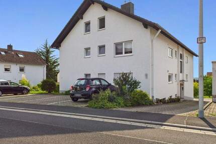 Alzenau-Hörstein: Helle 3-Zi.-Wohnung (ca. 95 m²) mit Balkon - Garage + Stellplatz inklusive 3 zimmer