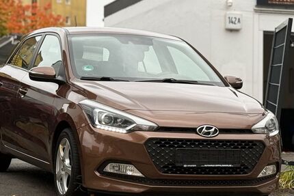 Hyundai i20 125.000 km 9.500 € Berlin 12351