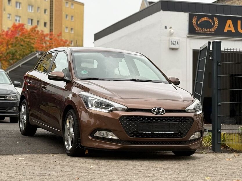Hyundai i20 125.000 km 9.500 € Berlin 12351