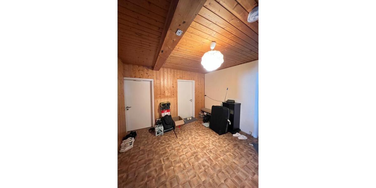 Dachgeschoßwohnung Lich - 1 Zimmer, 11 m&sup2;, 456&euro; | Angebot:26400229