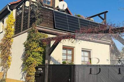 Stilvolles Eigenheim mit großer Dachterrasse und effizienter Technik 5 zimmer