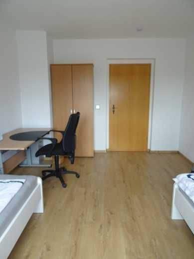 Etagenwohnung Hohenleuben Brückla - 3 Zimmer, 61 m&sup2;, 70.000&euro; | Angebot:24530842