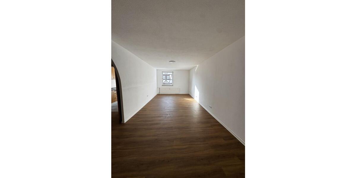 Hochparterre Erbach - 3 Zimmer, 83 m&sup2;, 980&euro; | Angebot:25407898