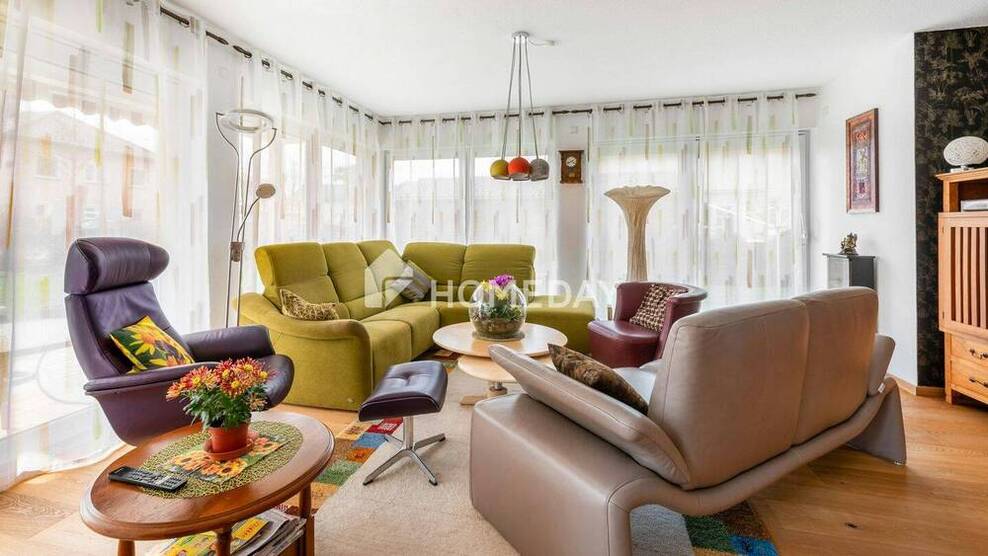 Top gepflegter Bungalow mit Doppelgarage, großem Grundstück, EBK und Extras in idyllischer Lage