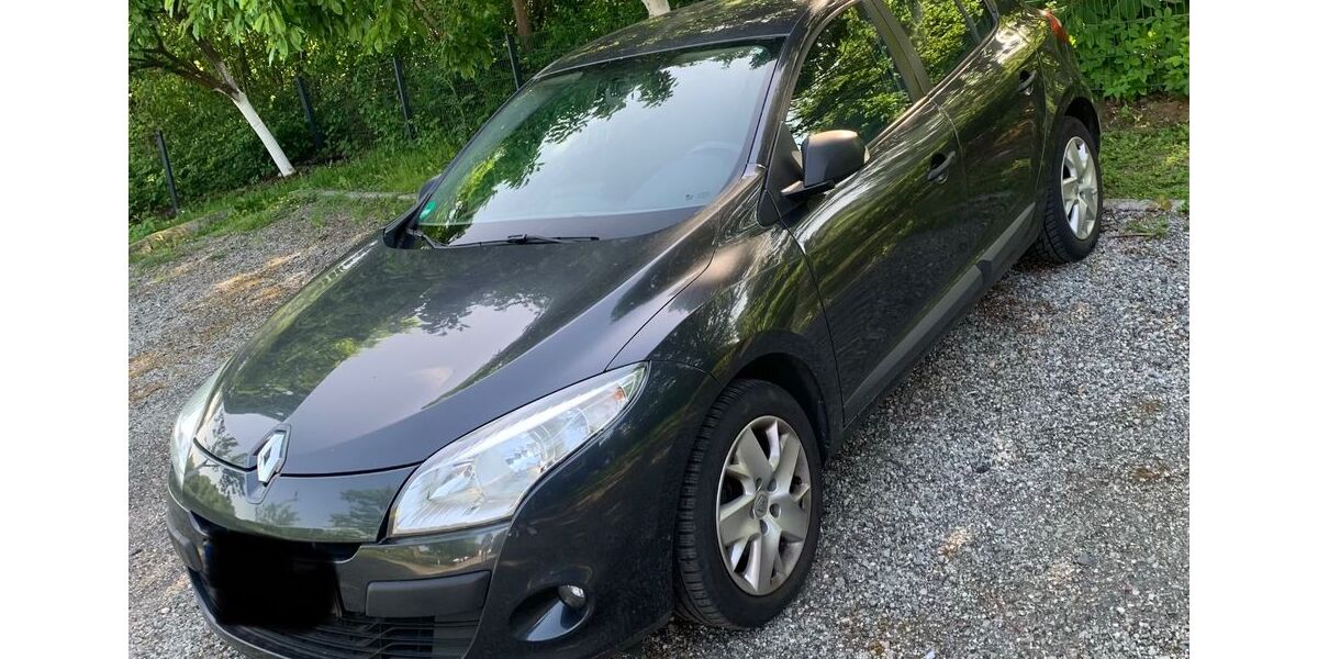 Renault Megane 142.000 km 3.200 &euro; Hamburg 22143