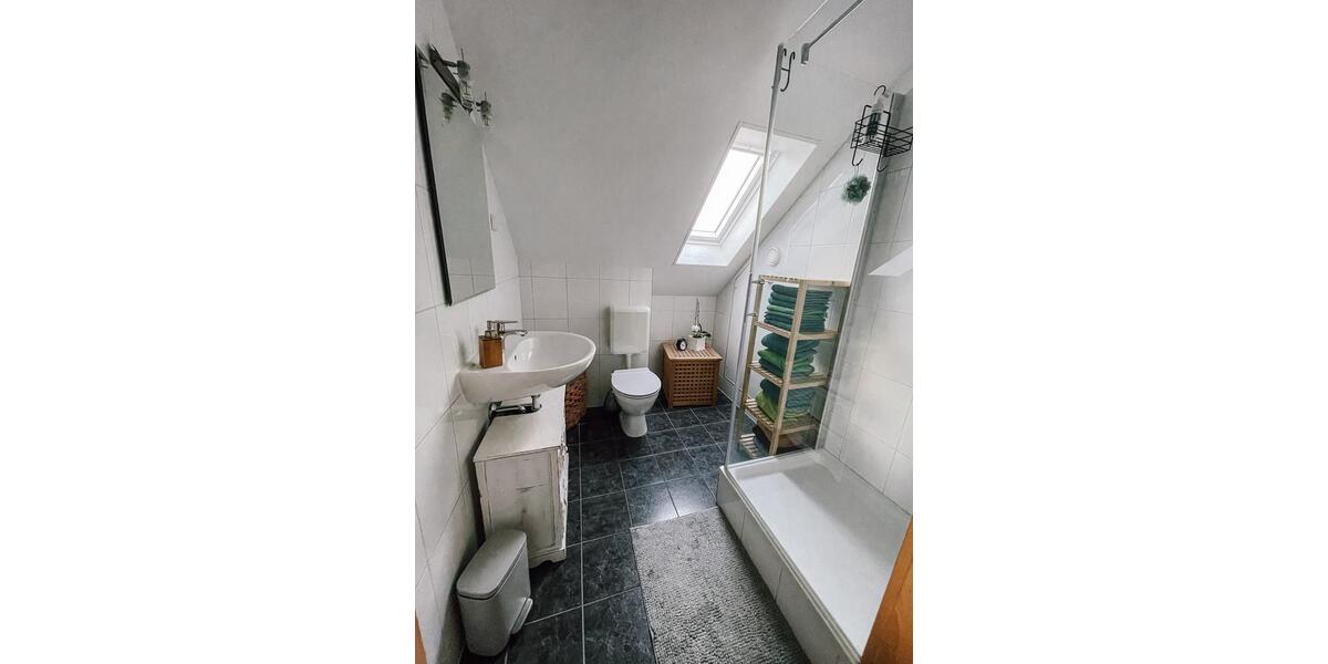 Reihenhaus Essen Stadtbezirk VI - 5 Zimmer, 127 m&sup2;, 1.970&euro; | Angebot:25922931