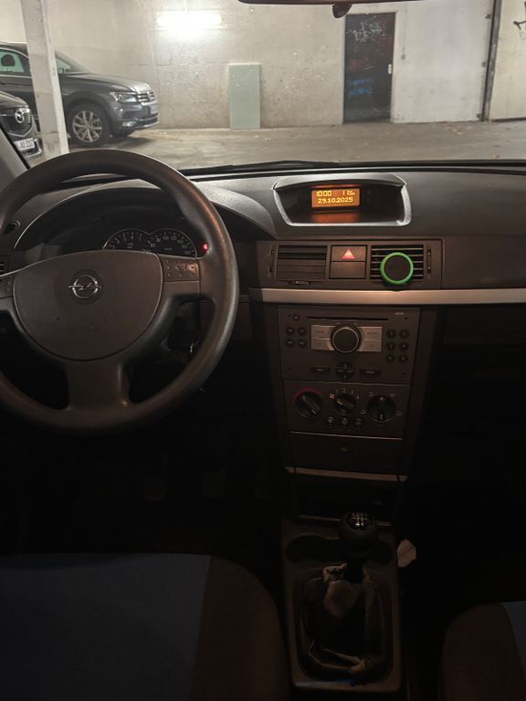 Opel Meriva 182.000 km 1.850 € Hamburg 21075