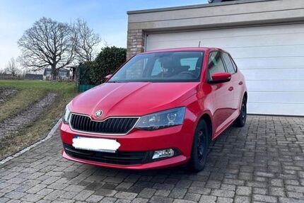 Skoda Fabia 118.500 km 7.900 &euro; Aachen 52076
