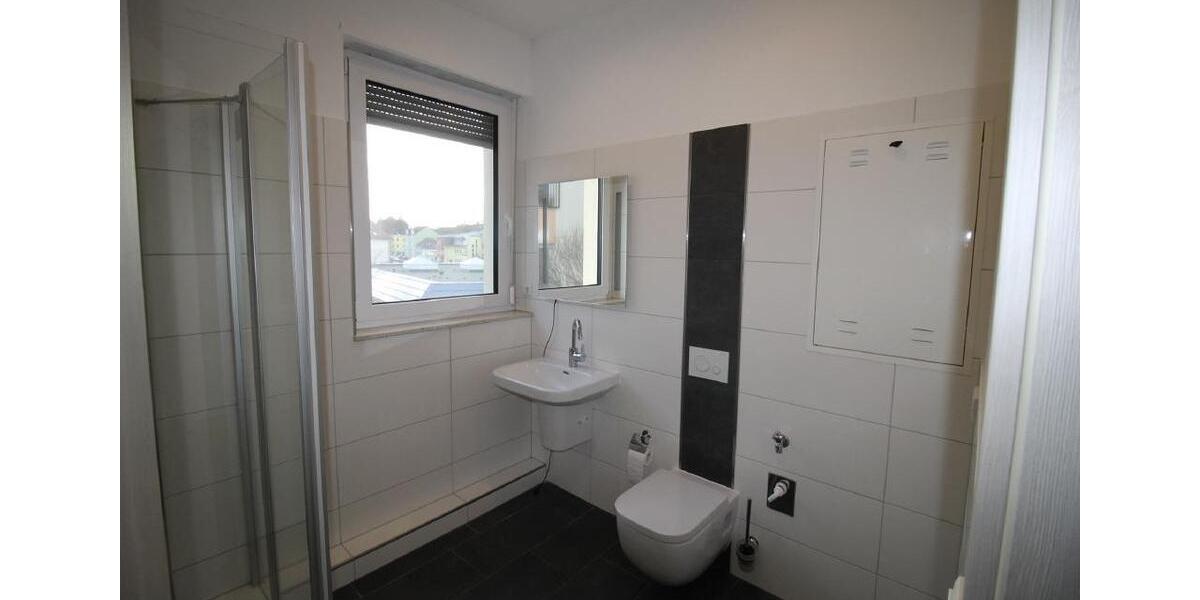 Etagenwohnung Werdau - 2 Zimmer, 50 m&sup2;, 370&euro; | Angebot:26618994