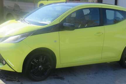Toyota Aygo 96.300 km 7.490 &euro; Saulgrub 82442