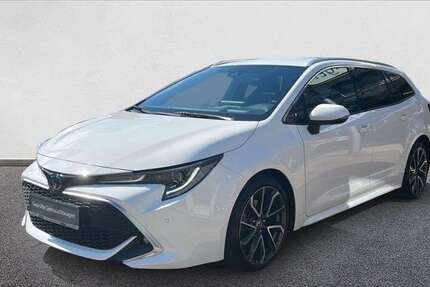 Toyota Corolla 34.037 km 26.490 &euro; Porta - Westfalica 32457
