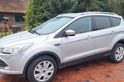 Ford Kuga 162.500 km 9.700 &euro; Elsfleth 26931