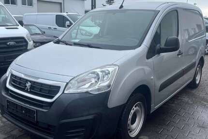 Peugeot Partner 137.600 km 7.990 &euro; Halsenbach 56283