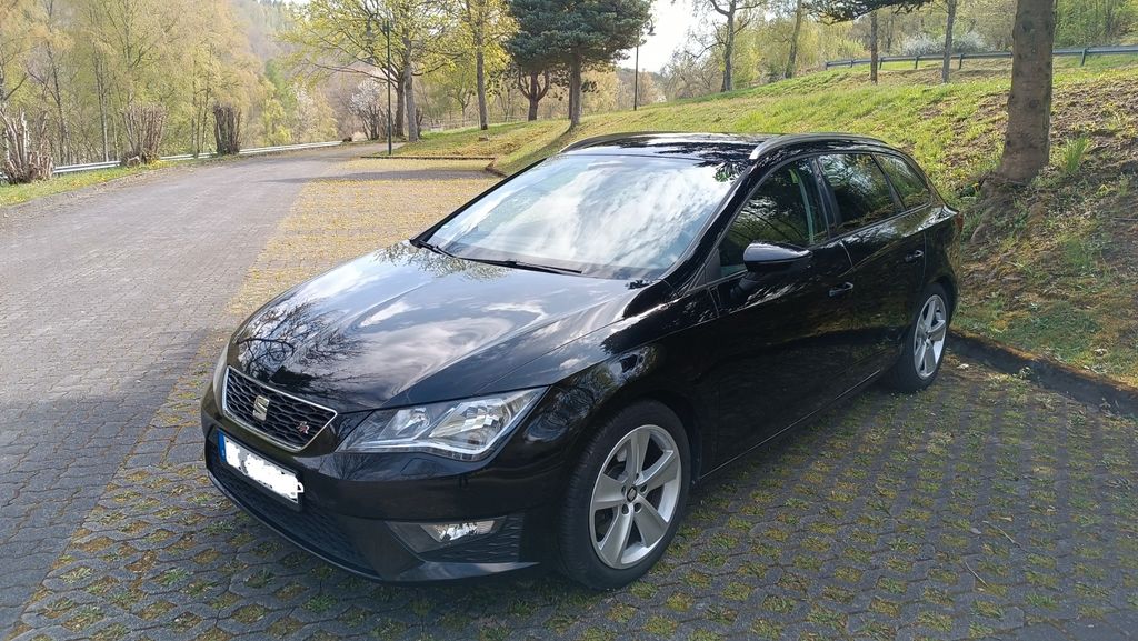 Seat Leon 173.000 km 10.799 &euro; Niederdreisbach 57520