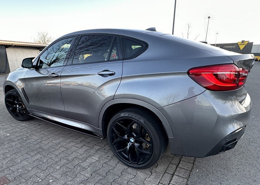 BMW X6 M50