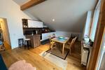 Dachgeschoßwohnung Siegsdorf - 3 Zimmer, 68 m&sup2;, 1.440&euro; | Angebot:26285822