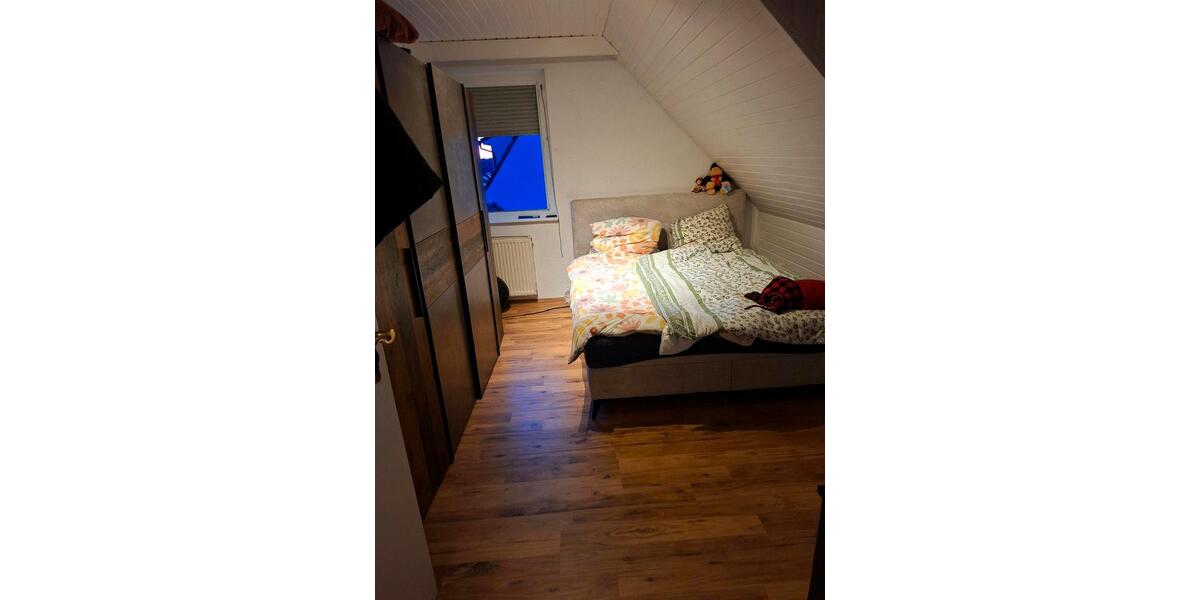 Dachgeschoßwohnung Leimen - 2 Zimmer, 40 m&sup2;, 800&euro; | Angebot:25239765