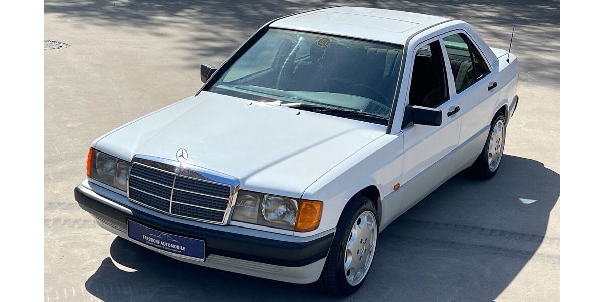 Mercedes-Benz 190 77.000 km 9.900 &euro; Henstedt-Ulzburg 24558