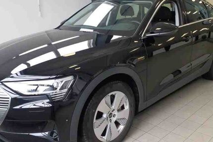 Audi e-tron 32.100 km 24.880 &euro; Eichenzell 36124