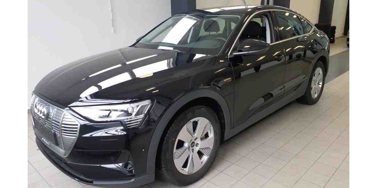 Audi e-tron 32.100 km 24.880 &euro; Eichenzell 36124