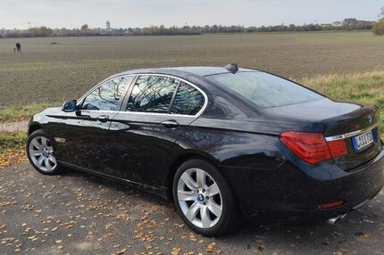 BMW 730