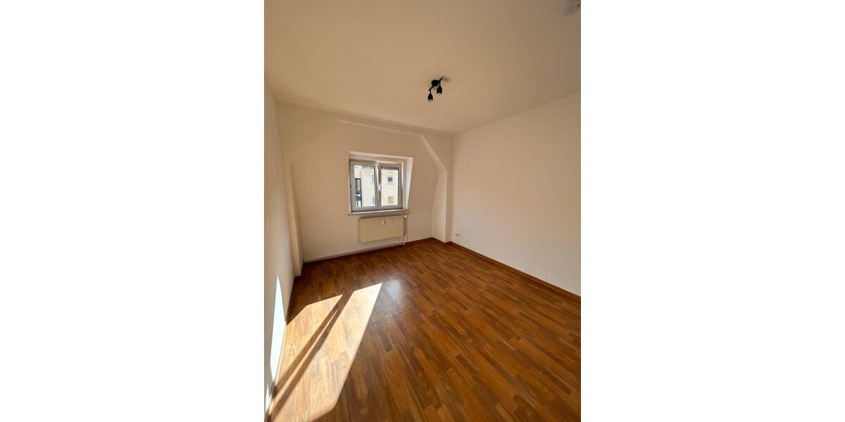 Etagenwohnung Am Ettersberg - 3 Zimmer, 70 m&sup2;, 520&euro; | Angebot:25269875