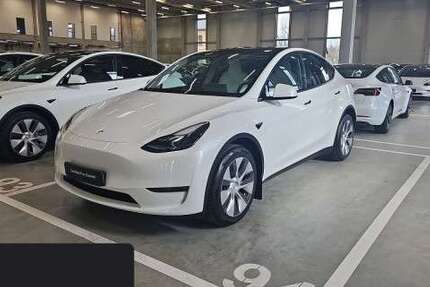 Tesla Model Y 85.743 km 32.900 &euro; Hanau 63457