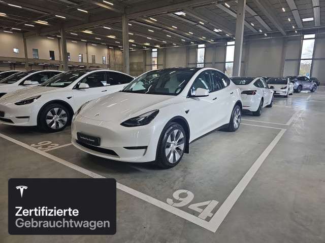 Tesla Model Y 85.743 km 32.900 &euro; Hanau 63457