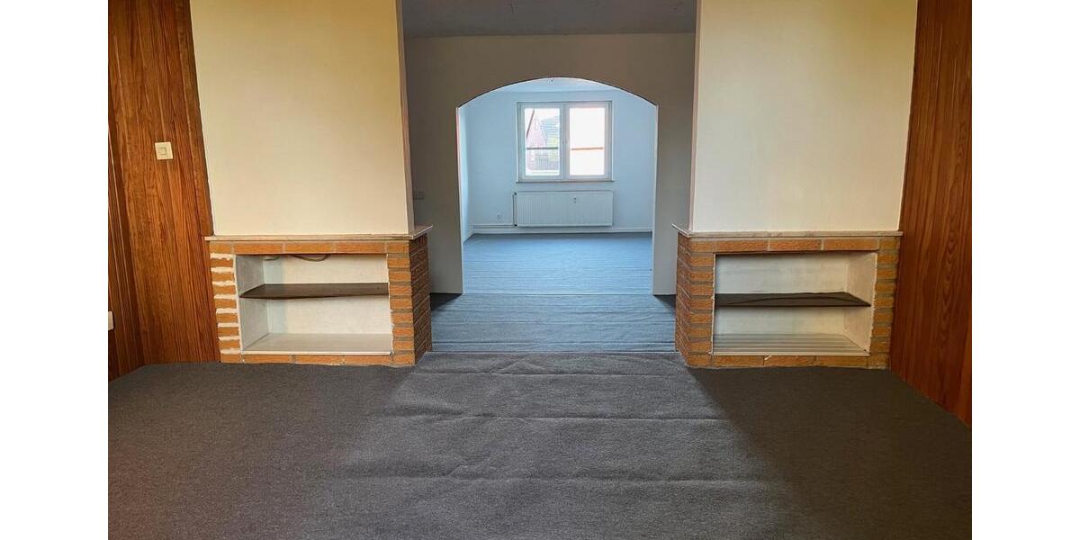 Etagenwohnung Hohenhameln - 5 Zimmer, 120 m&sup2;, 8&euro; | Angebot:26397736