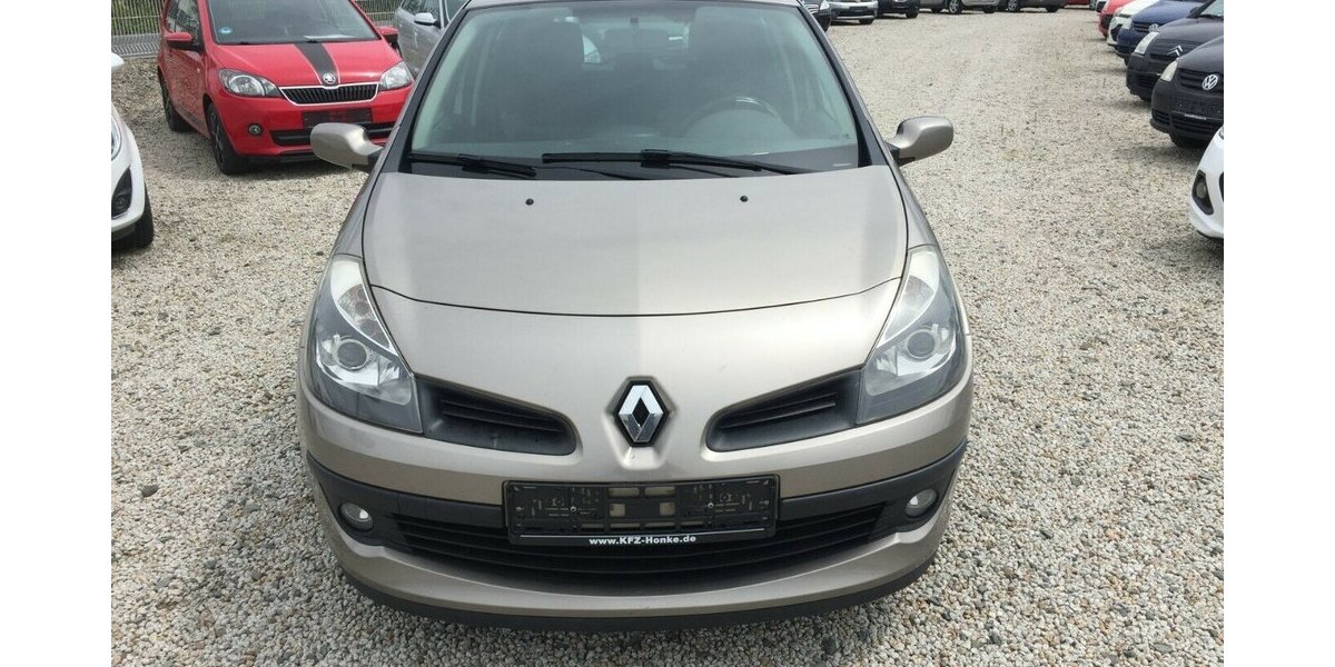 Renault Clio Authentique,Tüv 08/27! 243.000 km 1.950 &euro; Himmelkron 95502
