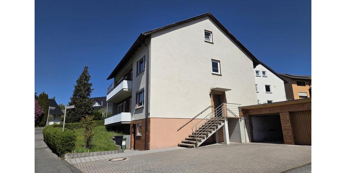 Mehrfamilienhaus, Wohnhaus Sonnefeld - 8 Zimmer, 200 m&sup2;, 890&euro; | Angebot:26417741