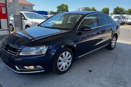 VW Passat 179.000 km 4.699 &euro; Knetzgau 97478