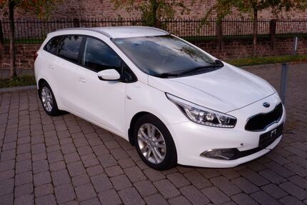 Kia ceed / Ceed 131.000 km 8.200 &euro; Heidelberg 69118