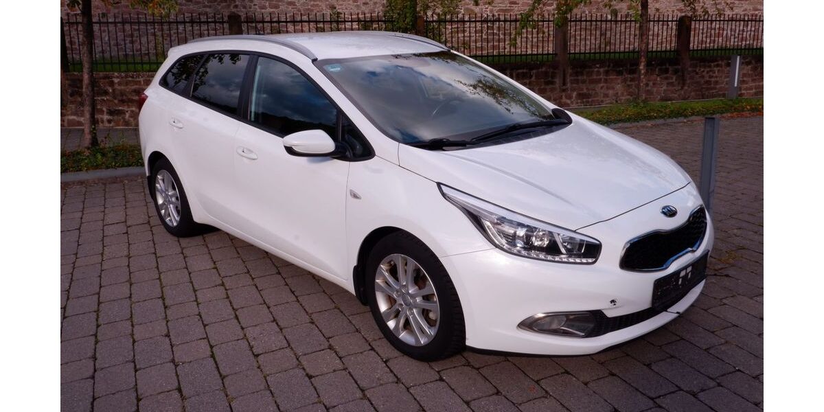 Kia ceed / Ceed 131.000 km 8.800 &euro; Heidelberg 69118