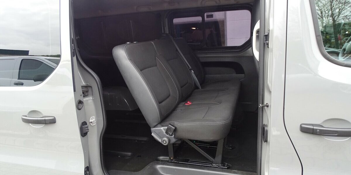 Nissan NV300 L2H1 2,9t COMFORT 127.943 km 17.890 &euro; Rodgau 63110